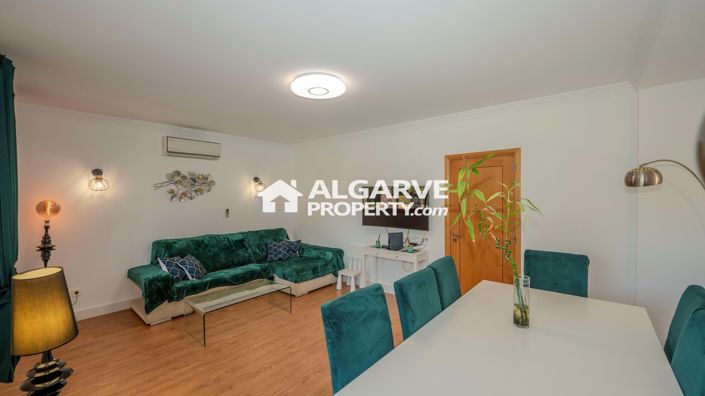 Image No.19-4 Bed Villa for sale