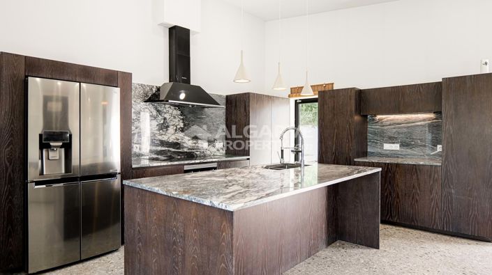 Image No.13-Villa for sale
