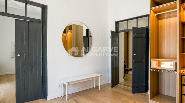 Image No.18-5 Bed Villa for sale