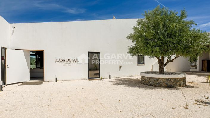 Image No.27-5 Bed Villa for sale