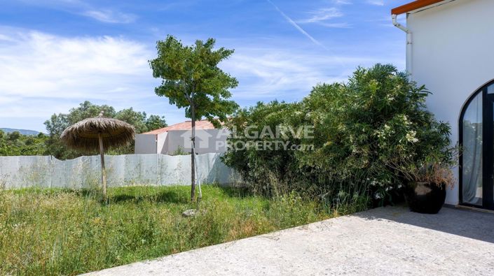 Image No.33-Villa for sale