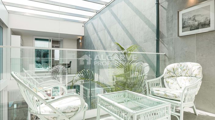 Image No.18-3 Bed Villa for sale