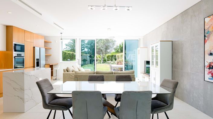 Image No.2-3 Bed Villa for sale