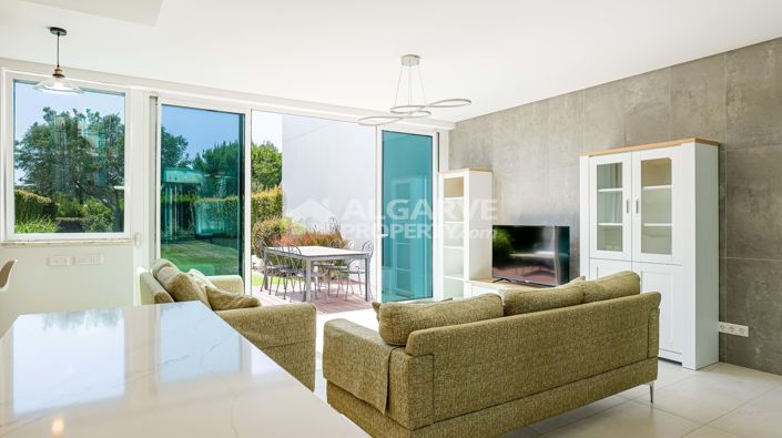 Image No.5-3 Bed Villa for sale