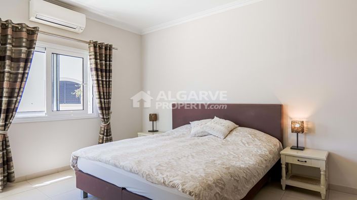Image No.36-5 Bed Villa for sale