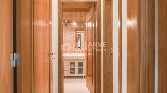 Image No.19-1 Bed Apartment for sale