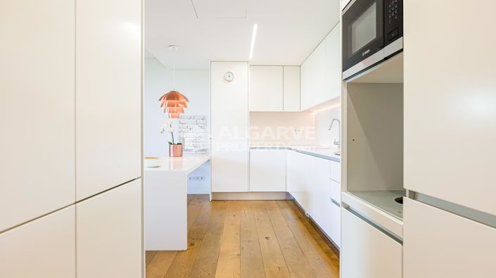 Image No.17-2 Bed Apartment for sale