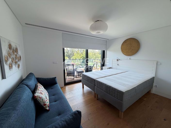 Image No.20-2 Bed Apartment for sale
