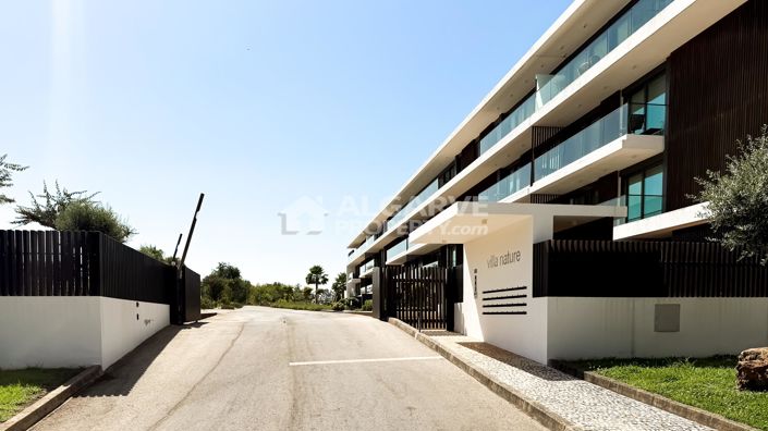 Image No.45-2 Bed Apartment for sale