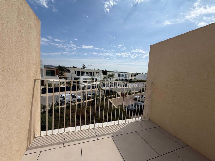 Image No.20-2 Bed Apartment for sale