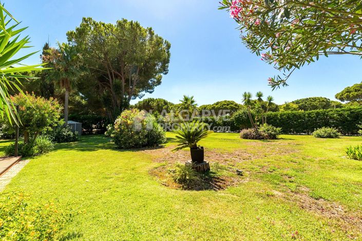 Image No.29-5 Bed Villa for sale