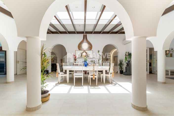 Image No.4-5 Bed Villa for sale