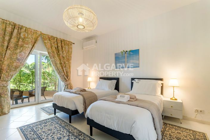 Image No.9-5 Bed Villa for sale