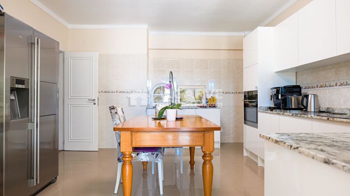 Image No.14-6 Bed Villa for sale