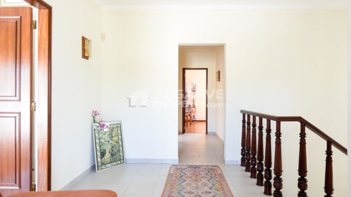 Image No.28-6 Bed Villa for sale