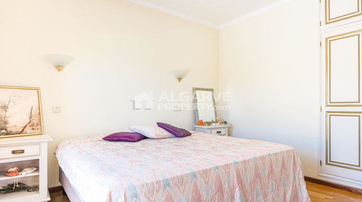 Image No.32-6 Bed Villa for sale