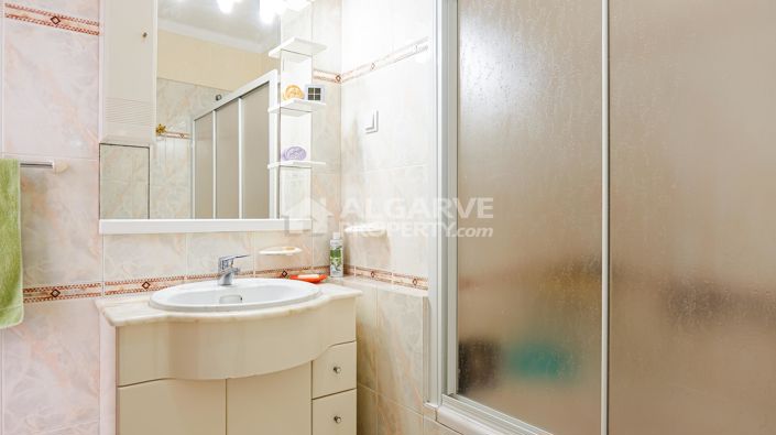 Image No.39-6 Bed Villa for sale