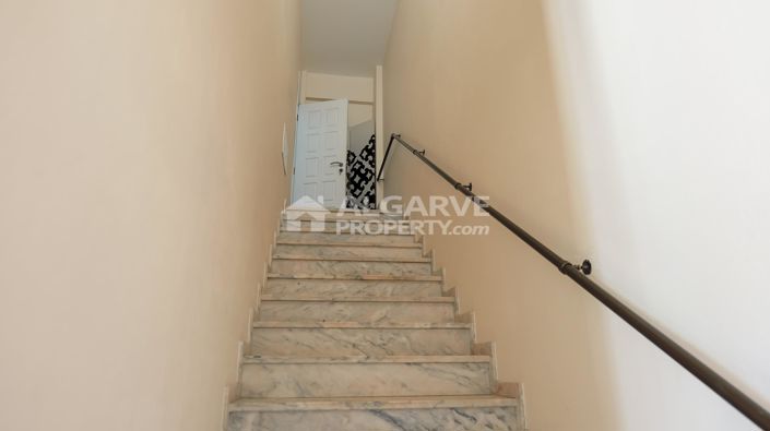 Image No.42-6 Bed Villa for sale