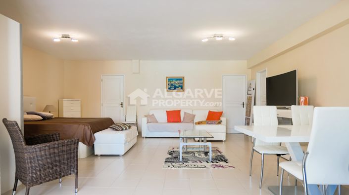 Image No.44-6 Bed Villa for sale