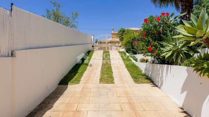 Image No.53-6 Bed Villa for sale