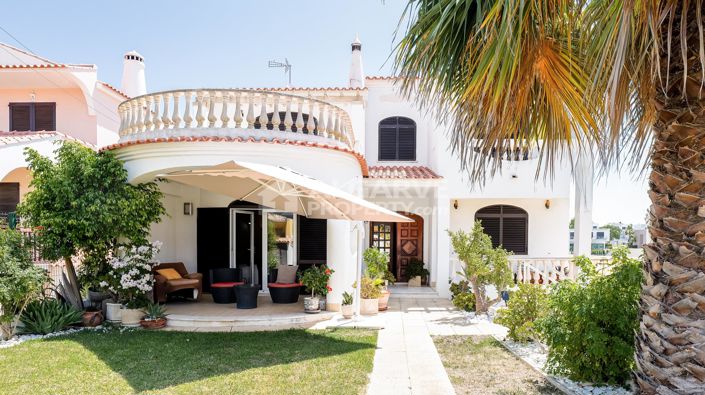 Image No.55-6 Bed Villa for sale