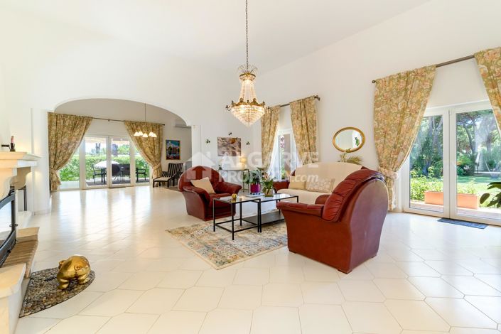 Image No.7-6 Bed Villa for sale
