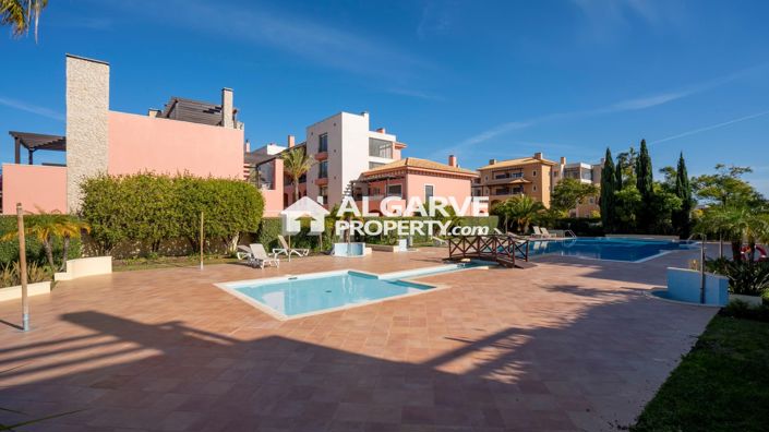 Image No.24-2 Bed Apartment for sale