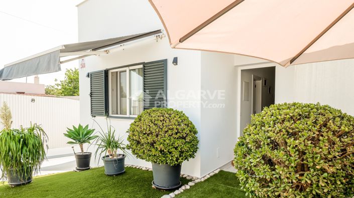 Image No.20-3 Bed Villa for sale