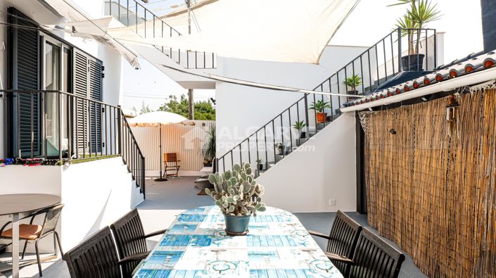 Image No.23-3 Bed Villa for sale