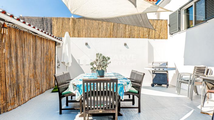 Image No.24-3 Bed Villa for sale