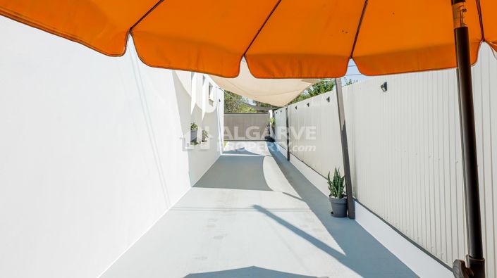 Image No.29-3 Bed Villa for sale