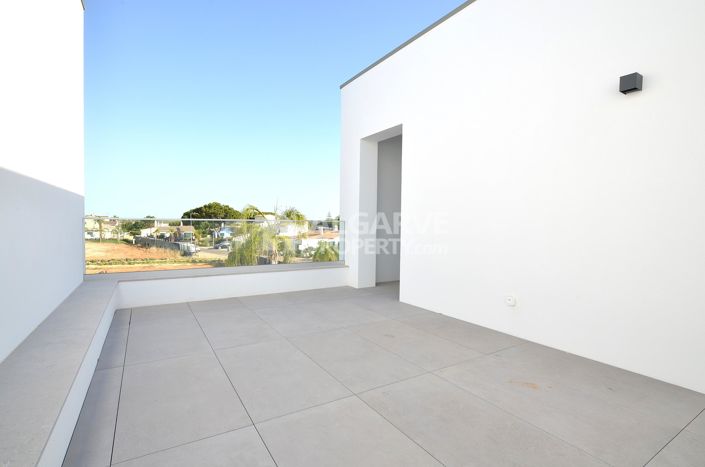 Image No.28-3 Bed Villa for sale