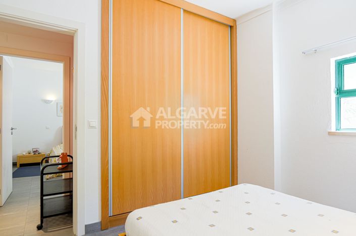 Image No.10-2 Bed Apartment for sale