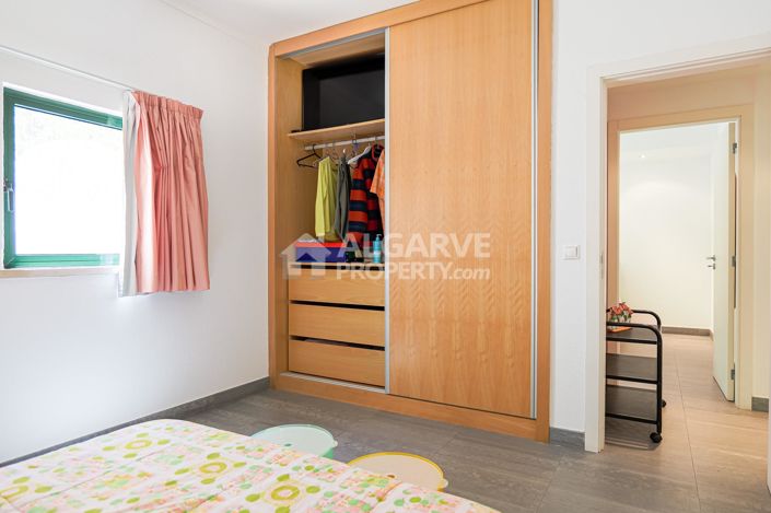 Image No.12-2 Bed Apartment for sale