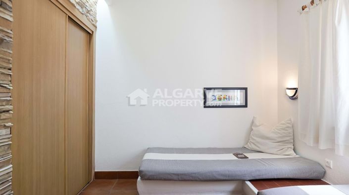 Image No.17-3 Bed Villa for sale