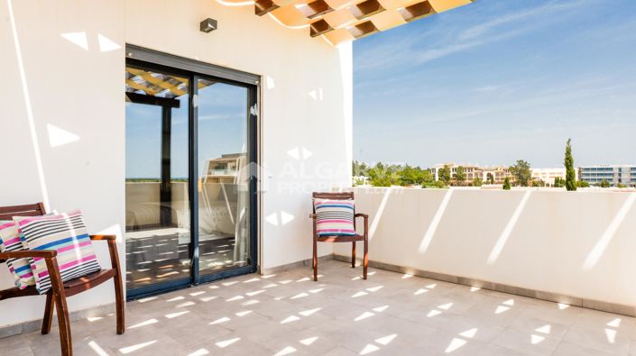 Image No.17-2 Bed Apartment for sale