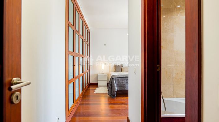 Image No.27-2 Bed Apartment for sale