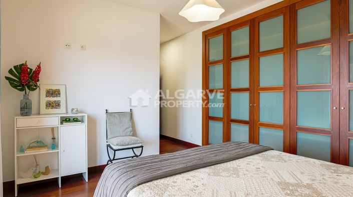 Image No.30-2 Bed Apartment for sale