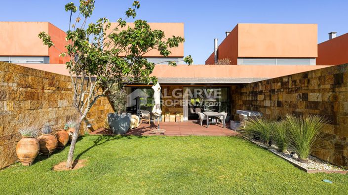 Image No.35-5 Bed Villa for sale