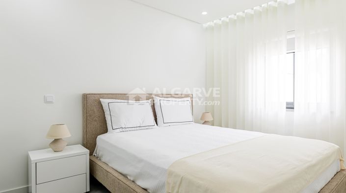 Image No.12-3 Bed Villa for sale