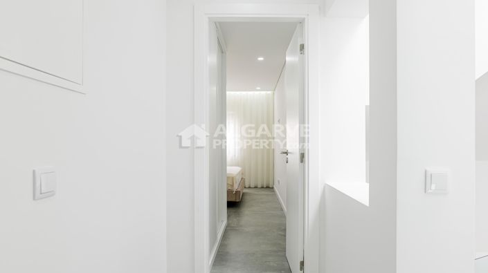 Image No.17-3 Bed Villa for sale