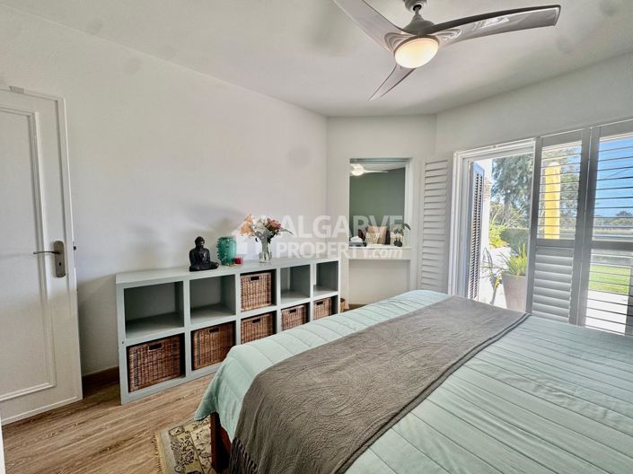 Image No.39-3 Bed Apartment for sale