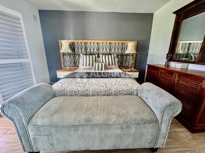 Image No.40-3 Bed Apartment for sale