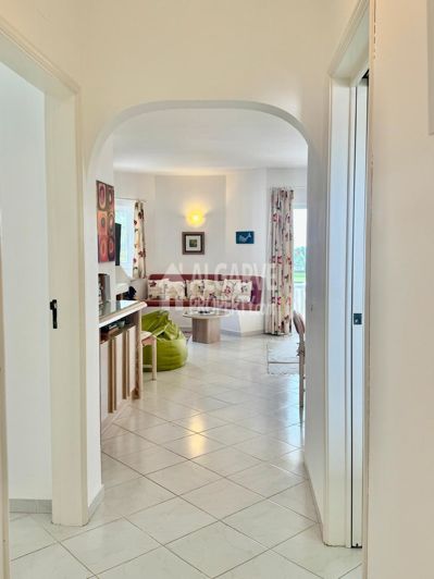 Image No.17-2 Bed Apartment for sale