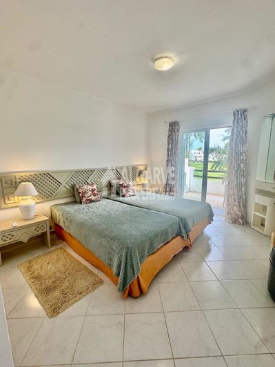 Image No.20-2 Bed Apartment for sale
