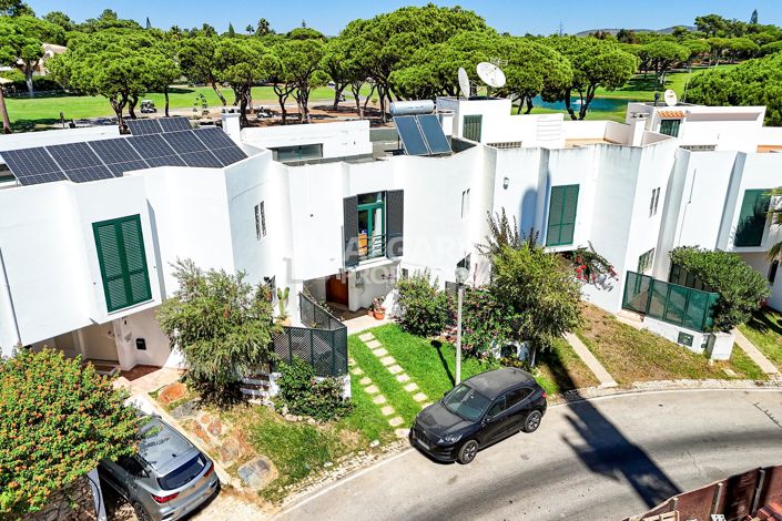 Image No.33-3 Bed Townhouse for sale