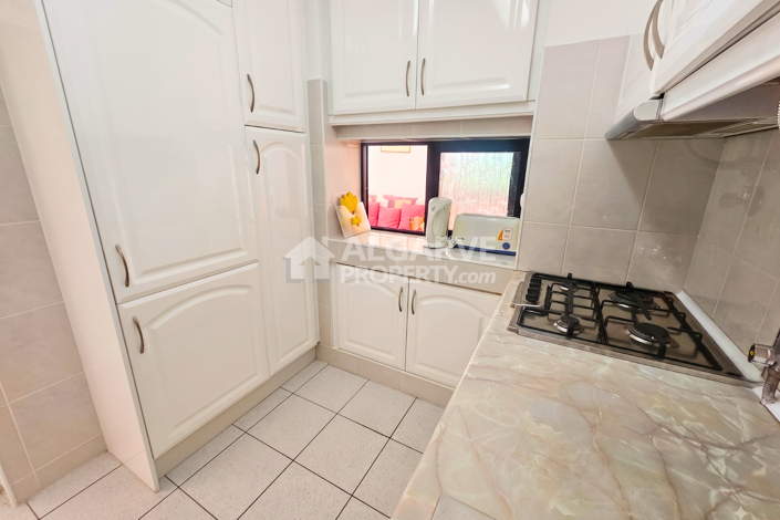 Image No.11-3 Bed Townhouse for sale