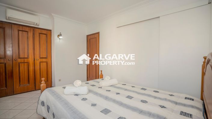 Image No.5-2 Bed Villa for sale