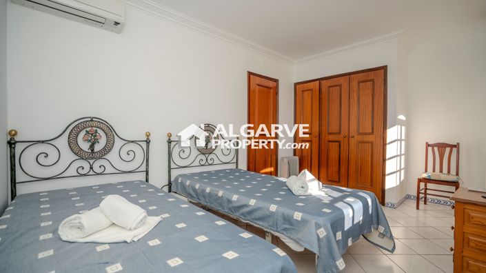 Image No.8-2 Bed Villa for sale