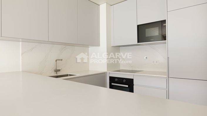 Image No.15-2 Bed Apartment for sale